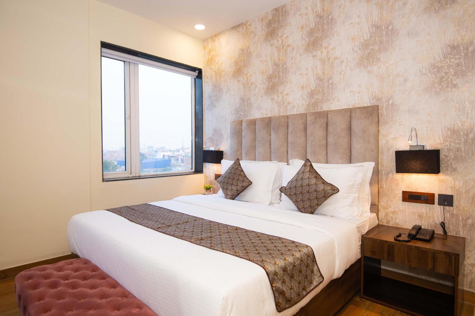 Hotel Avadh Classio Near By Ram Mandir Faizābād Bagian luar foto